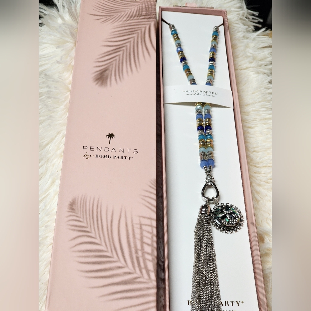 PENDANTs by Bomb Party, RBP 6262RH, Ocean of Wonder